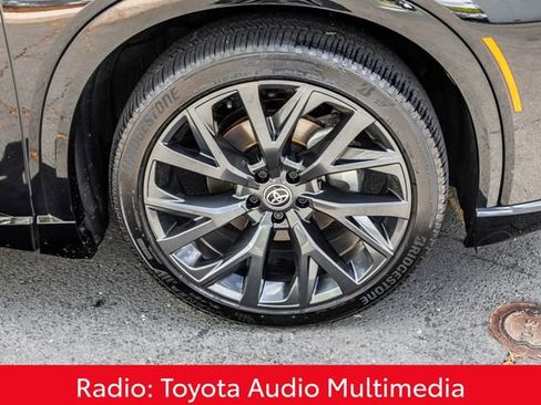 Used 2025 Toyota Crown Signia w/ Advanced Technology Package AWD/4WD image 9