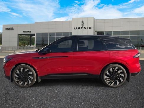 Used 2024 Lincoln Nautilus Reserve w/ Equipment Group 202A image 5