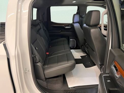 Used 2023 GMC Sierra 1500 Denali w/ Denali Reserve Package image 9