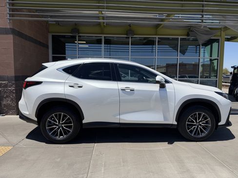Used 2024 Lexus NX 350h AWD image 9