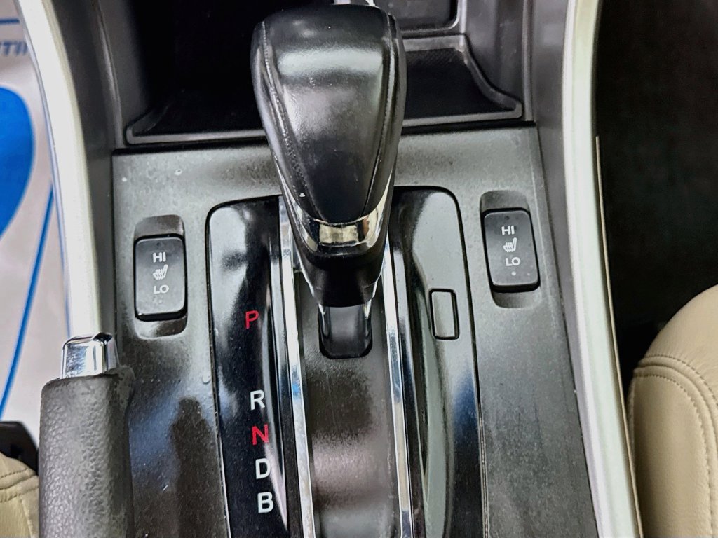 Used 2015 Honda Accord Touring image 20