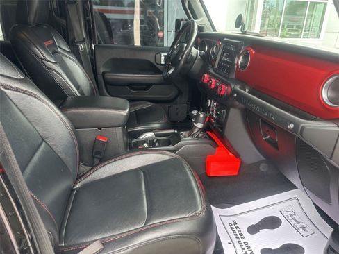 Used 2019 Jeep Wrangler Unlimited Rubicon AWD/4WD image 11