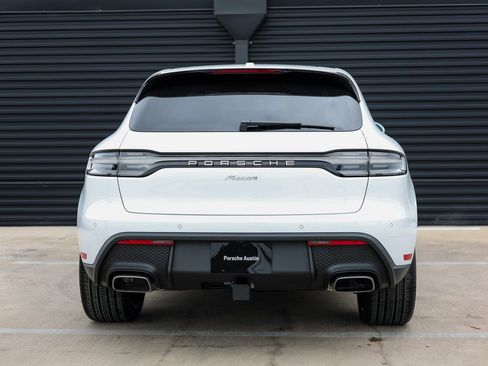 New 2026 Porsche Macan image 6