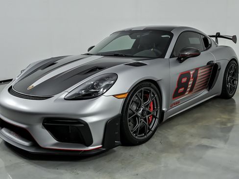 Used 2025 Porsche 718 Cayman GT4 RS RWD image 5