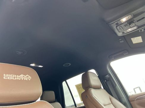 Used 2023 Chevrolet Tahoe High Country image 18