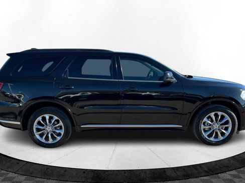 Used 2022 Dodge Durango SXT w/ Anodized Platinum Package image 6