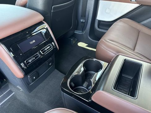 New 2026 Lincoln Aviator Reserve AWD/4WD image 16