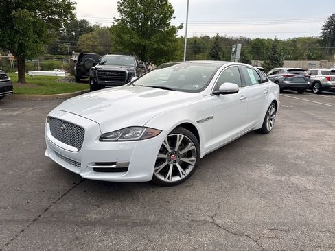 Used 2019 Jaguar XJ L Portfolio AWD/4WD image 1