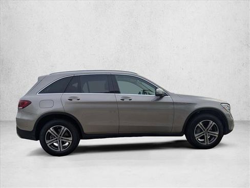 Used 2020 Mercedes-Benz GLC 300 4MATIC image 4