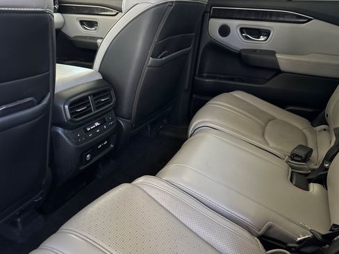 Certified 2023 Honda Pilot Elite image 30