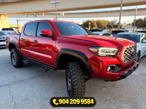 Used 2021 Toyota Tacoma TRD Off-Road w/ Technology Package AWD/4WD image 10