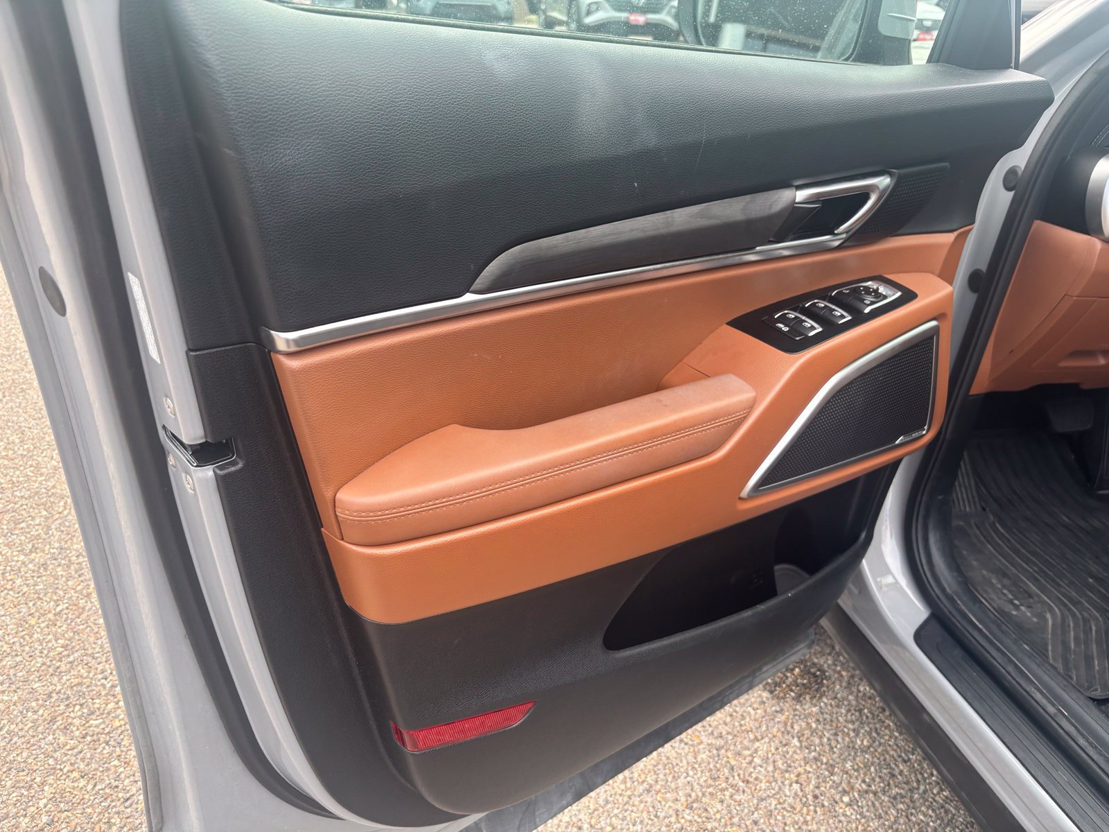 Used 2024 Kia Telluride EX X-Line AWD/4WD image 6