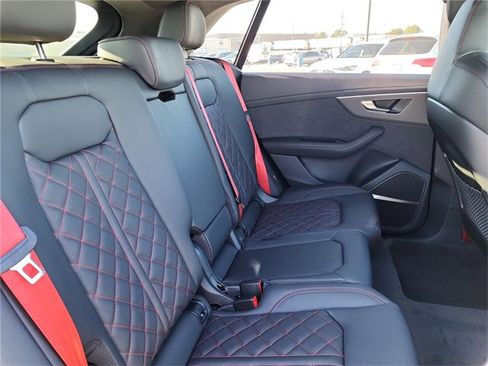 New 2026 Audi SQ8 Prestige image 26