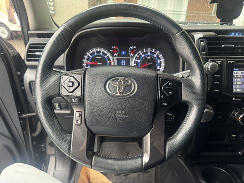 Used 2016 Toyota 4Runner Trail Premium image 24
