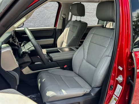 Used 2023 Toyota Sequoia Limited image 23