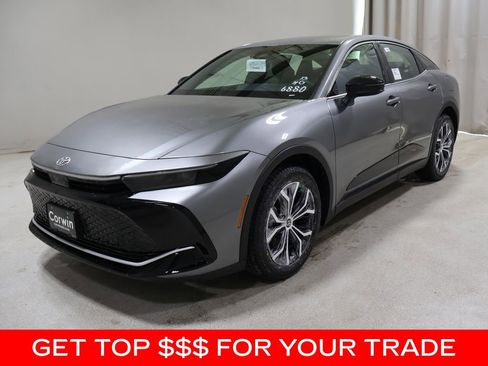 New 2026 Toyota Crown XLE image 3