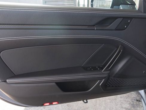 Used 2025 Porsche 911 GT3 image 29