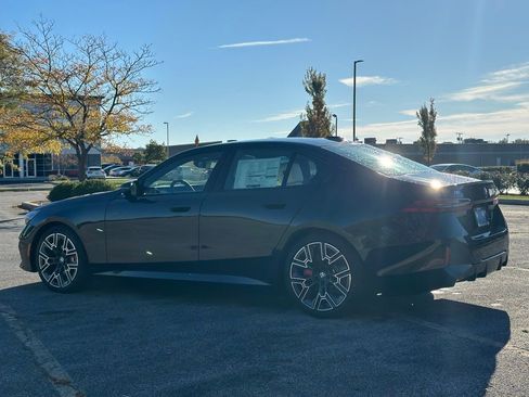 New 2025 BMW i5 M60 w/ Premium Package image 5
