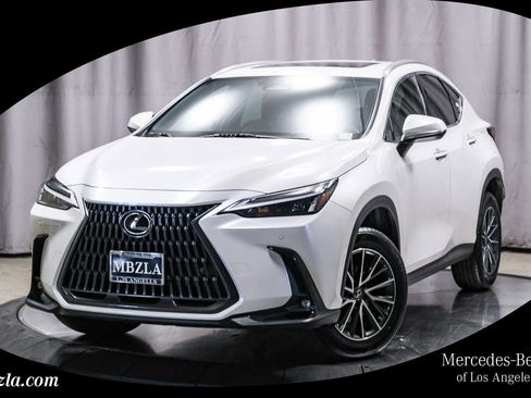 Used 2025 Lexus NX 250 FWD image 1