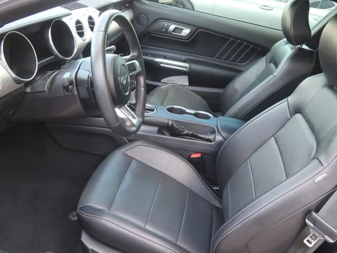 Used 2020 Ford Mustang GT Premium RWD image 14