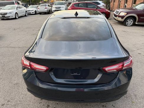 Used 2019 Chevrolet Malibu LT FWD image 9