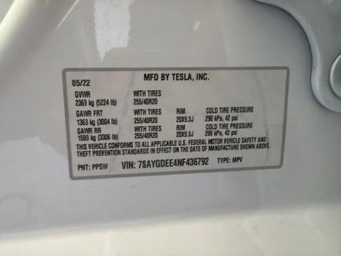 Used 2022 Tesla Model Y Long Range image 31