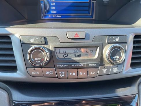 Used 2015 Honda Odyssey EX-L image 27