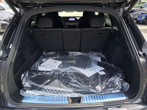 New 2025 Audi SQ5 Premium Plus image 30