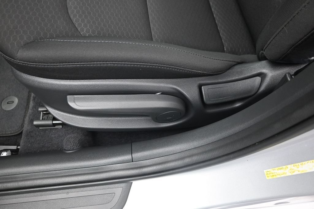 Used 2019 Hyundai Elantra SE w/ Cargo Package FWD image 21