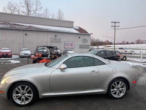 Used 2002 Lexus SC 430 Convertible image 4