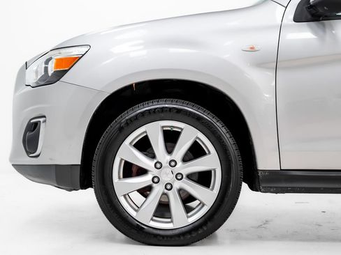 Used 2015 Mitsubishi Outlander Sport ES FWD image 22