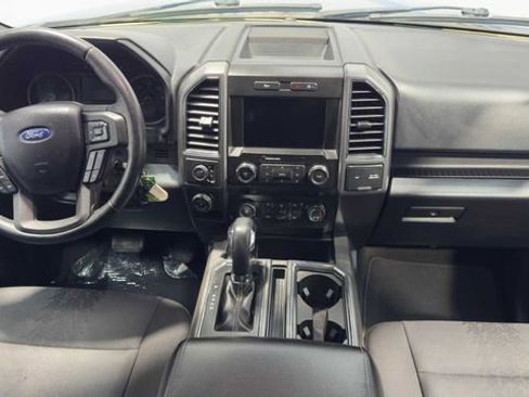Used 2019 Ford F150 XLT w/ Equipment Group 302A Luxury AWD/4WD image 19