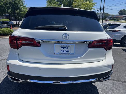 Used 2019 Acura MDX FWD w/ Technology Package image 4