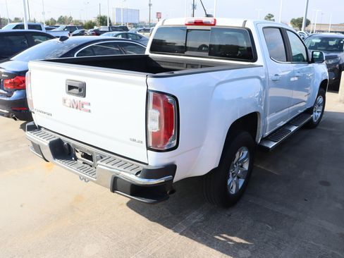 Used 2018 GMC Canyon SLE w/ SLE Convenience Package image 11