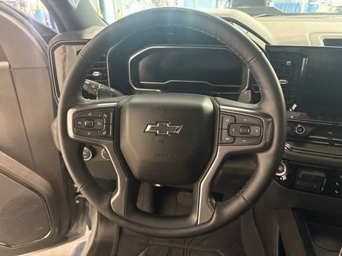Used 2023 Chevrolet Silverado 1500 ZR2 AWD/4WD image 19