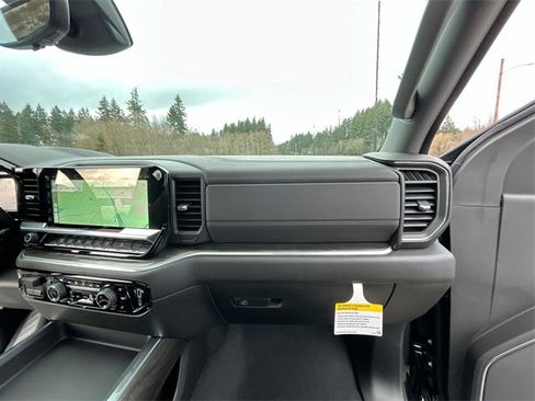 New 2025 Chevrolet Silverado 3500 LTZ w/ LTZ Premium Package image 30