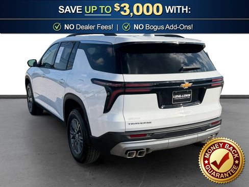 Used 2026 Chevrolet Traverse LT w/ Driver Confidence Package FWD image 4