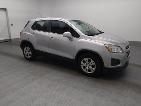 Used 2016 Chevrolet Trax LS FWD image 11
