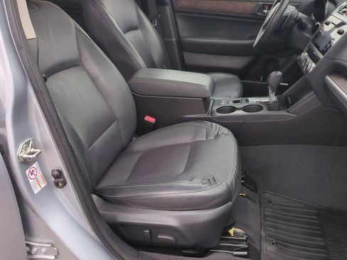 Used 2017 Subaru Outback 2.5i Limited image 22