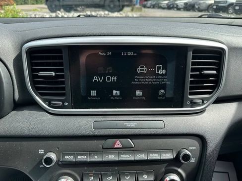 Used 2020 Kia Sportage LX AWD/4WD image 29