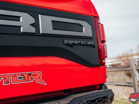 Used 2019 Ford F150 Raptor w/ Equipment Group 802A Luxury image 40