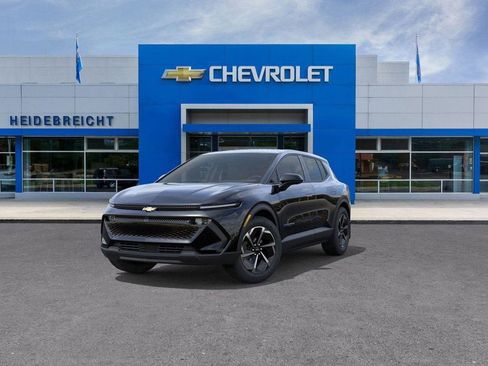 New 2026 Chevrolet Equinox EV LT image 8