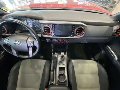 Certified 2021 Toyota Tacoma TRD Off-Road w/ Technology Package AWD/4WD image 23
