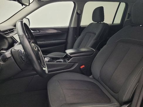 Used 2021 Jeep Grand Cherokee L Laredo w/ Luxury Tech Group I image 17