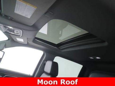 Used 2024 GMC Sierra 2500 Denali w/ Denali Reserve Package AWD/4WD image 19