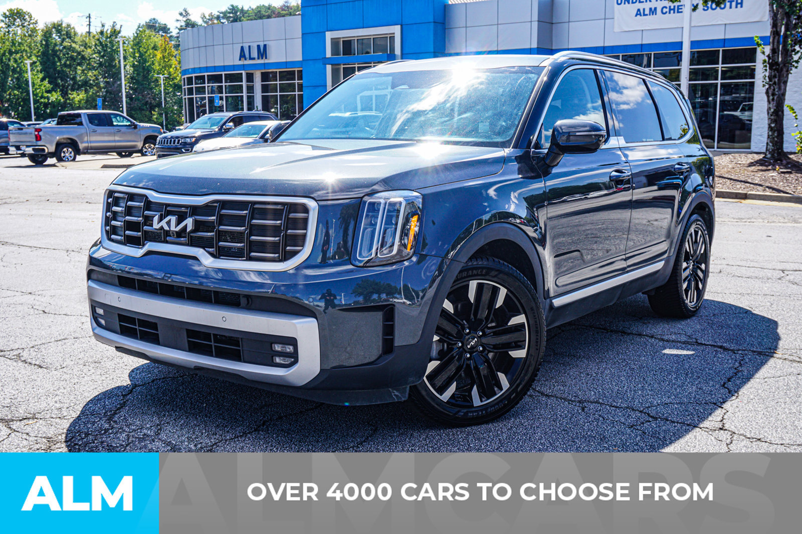 Used 2023 Kia Telluride SX AWD/4WD image 2