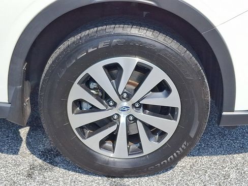 Used 2022 Subaru Outback Premium AWD/4WD image 8