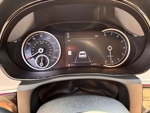 Used 2022 Genesis GV70 2.5T w/ Advanced Package AWD/4WD image 37