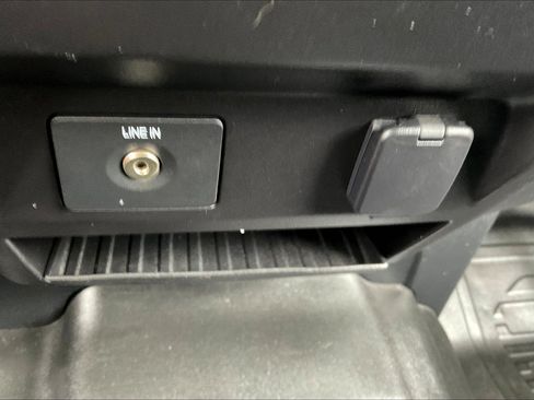 Used 2020 Ford F150 XL w/ Heavy-Duty Payload Package AWD/4WD image 33