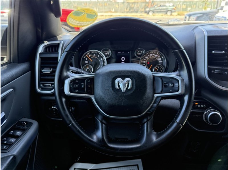 Used 2021 RAM 1500 Big Horn RWD image 32